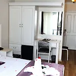 Hotel By Karaaslan Kusadası