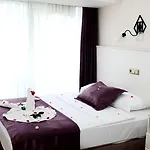 Hotel By Karaaslan Kusadası
