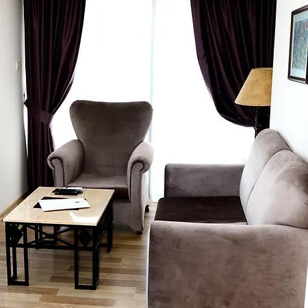 By Karaaslan Hotel Kusadasi