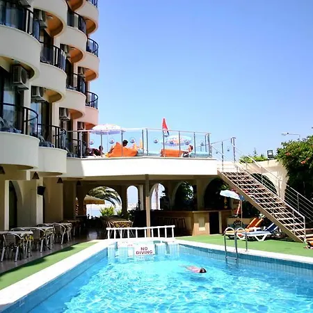 By Karaaslan Kuşadası